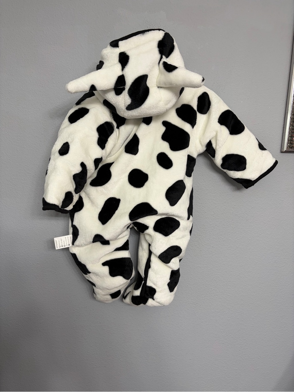 Gaorui Cow Hooded Romper Footie White & Black Baby 3M - Picture 2 of 3